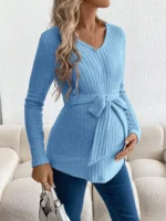 Maglia premaman a maniche lunghe con cintura e scollo a V - immagine 6