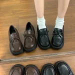 Mocassini donna stile college con nodo e tacco largo - immagine 6