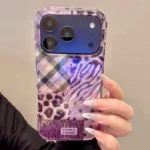 Custodia iPhone elegante viola con motivo leopardato laser