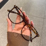 Set occhiali da vista montatura quadrata unisex - immagine 4