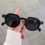 Occhiali da sole ovali retrò unisex con montatura verde - immagine 2