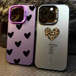 Custodia iPhone argento con cuore e motivo leopardato