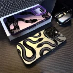 Cover iPhone serpente nero antiurto e antigraffio - immagine 2
