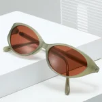 Occhiali da sole cat eye colorati UV400 unisex - immagine 3